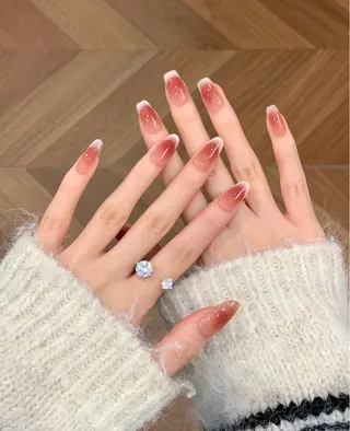 ネイル 周 テイのネイルデザイン