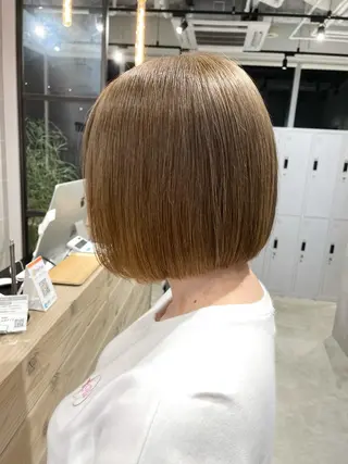 ショート カラー ハイトーン×レイヤー /遠藤将太のヘアスタイル
