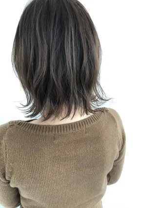 ミディアム カラー 日高 香織のヘアスタイル