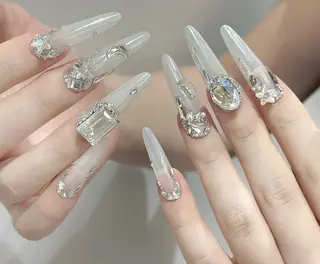 ネイル D-BEAUTY Nailsalonのネイルデザイン