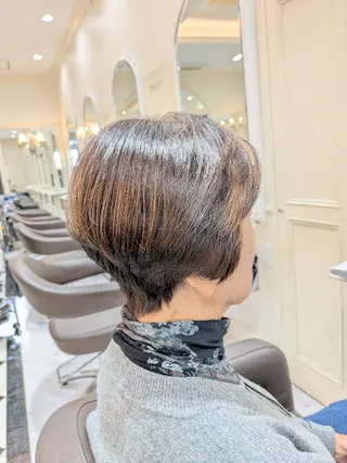ショート Salon de with根本博史のヘアスタイル