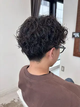 ショート パーマ ✨艶髪／透明感カラー ミユ💜のヘアスタイル