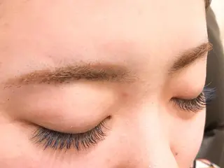 マツエク・マツパ Chipieee iLaの眉毛・アイブロウイメージ