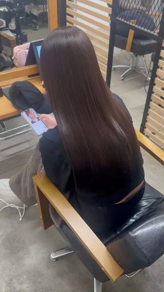 ロング ひろし/髪質改善/ 縮毛矯正/透明感✨のヘアスタイル