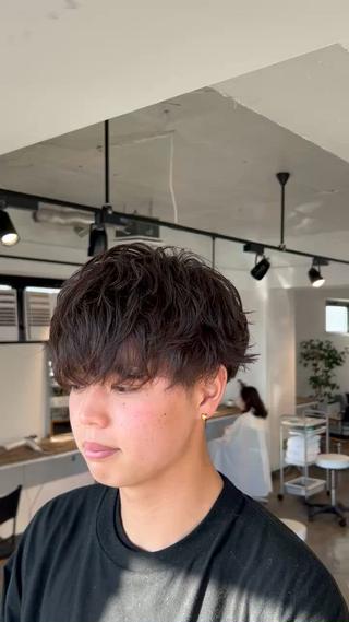 ショート メンズ become men's hair 名駅店所属・名駅/フェザーパーマ 韓国ヘア/森岡のヘアスタイル
