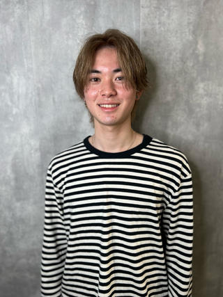 ブリーチパーマの場合は料金が変動します!
#メンズヘア#ダウンパーマ#カルマパーマ#シャドウパーマ#韓国ヘア#中華ヘア#センターパート#マッシュ#ウルフ#ハンサムショート#ツイストスパイラルパーマ#スパイラルパーマ#ニュアンスパーマ#ステムパーマ