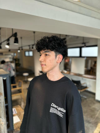 ショート メンズ become men's hair 名駅店所属・名駅/フェザーパーマ 韓国ヘア/森岡のヘアスタイル