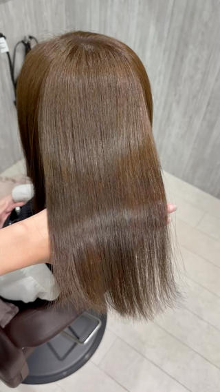 【iPhone撮影】【加工無し】【ミルク、オイル無し】
・
・
・
〜Number.にしかないTR〜

オーダーメイドTR

Number.ご利用のお客様
オーダーメイドTRリピート率80%越え
お客様の髪質に合わせて
足りない美容液を補給し、髪質改善していきます！

そしてもう1つ
”N.ケラリファイン ディープモイスト”
 しっとり系のTRになるんですが
重く感じない艶髪に仕上げさせて頂いてます！

どちらもNumber.の独自マニュアルにより
どちらも他のサロンさんより
圧倒的な艶髪の仕上げになります 