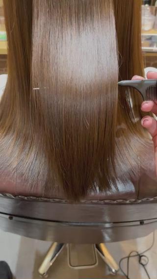 髪質改善トリートメントとカラー。
髪質をより良くしたい方おススメです。 