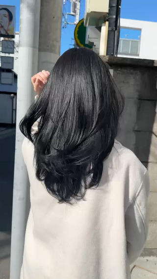 艶レイヤーカット 