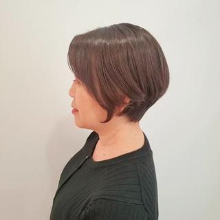 ショート カラー 齋藤  愛美のヘアスタイル