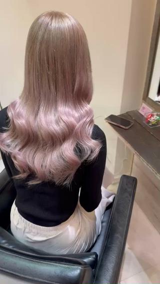 ロング 濱川響太レディース カットモデルのヘアスタイル