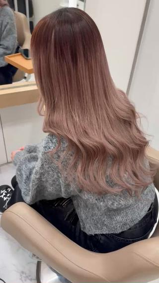 ロング 濱川響太レディース カットモデルのヘアスタイル