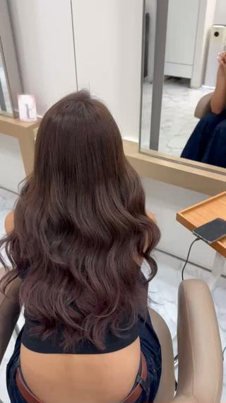 ロング 濱川響太レディース カットモデルのヘアスタイル