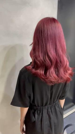 セミロング 濱川響太レディース カットモデルのヘアスタイル