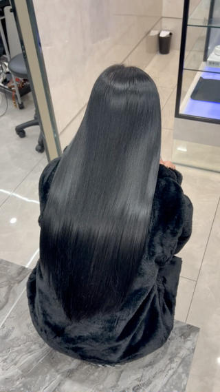 美髪矯正後のご来店。

当店のカラーは痛まない、さらに綺麗になる
新感覚の｢美髪｣カラーとなっております。 

カラーで痛まずサラサラになる感覚是非1度ご体験ください 