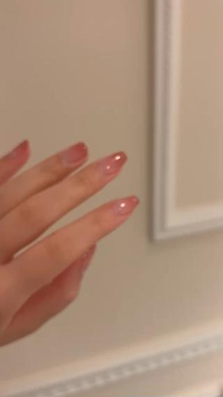 ネイル 🎀チーク/ちゅるん 🫧chisa🎀のネイルデザイン