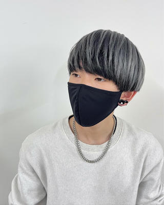 アウターカラー×シルバー
ブリーチ2〜3回必須 