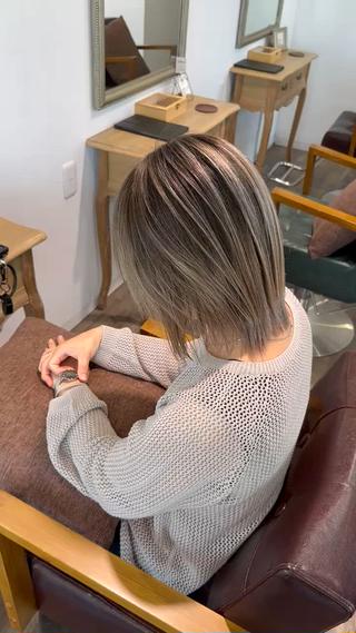 丁寧なブリーチワークを心がけております♪ 