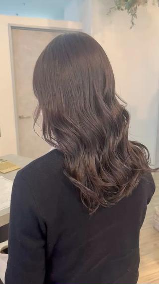 赤みや黄味を消したい方におすすめ
ブリーチなしの透明感カラー

『ラベンダーグレージュ』 