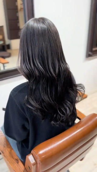 ルーツカラーにエクステ90枚♡

#ヘア
#カット
#カラー
#パーマ
#ハイライト
#インナーカラー
#イヤリングカラー
#ミルクティーカラー 
#グレーカラー
#白髪染め
#白髪ぼかし
#縮毛矯正
#ストレートパーマ
#ツイストスパイラル 
#ツイストパーマ 
#スパイラルパーマ 
#ツーブロック
#刈り上げ
#メンズヘア
#ロング
#ボブ
#ショート
#ショートボブ
#ウルフ
#髪質改善カラー
#エクステ
#シールエクステ
#羽エクステ
#ホワイトカラー
#ケアブリーチ 