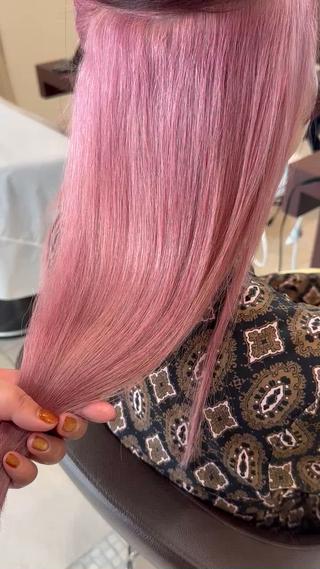 ロング 美容室FaB千葉店所属・千葉ハイトーンカラー KASUMIのヘアスタイル