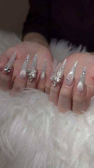 ネイル Mio Nailのネイルデザイン