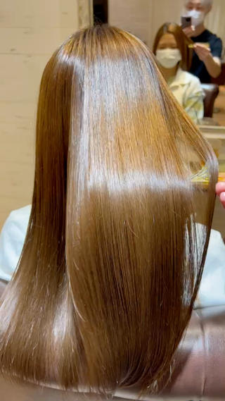 ロング パーマ ✨艶髪✨透明感✨ 山内大樹のヘアスタイル