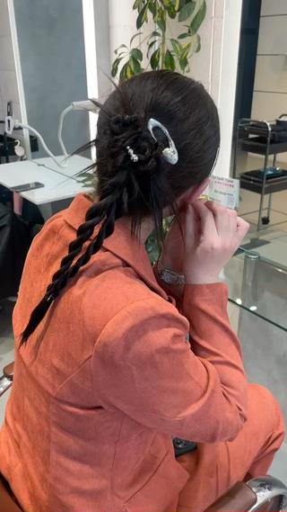 ロング chic 渡辺 桃羽のヘアスタイル