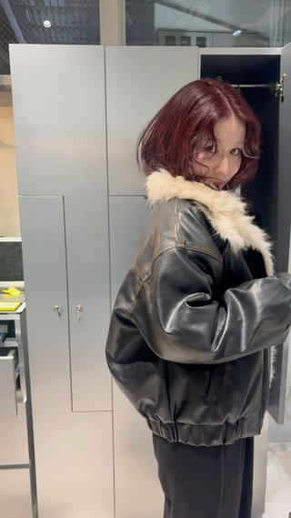 深めなredはブリーチなしでも可能です 