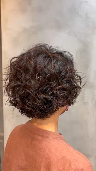 ショート パーマ しずく🤍🧸 / fifthパーマのヘアスタイル