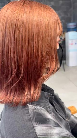 オレンジベージュ 