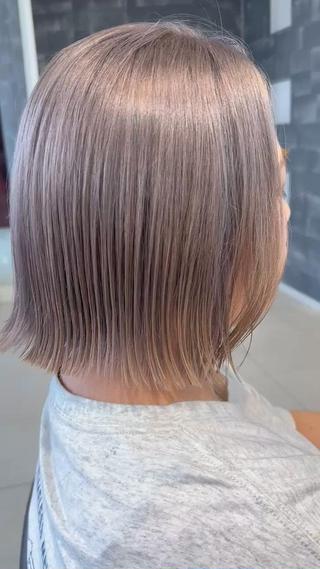 ショート カラー SHUN/ブリーチ/ カラー/臼井/佐倉のヘアスタイル