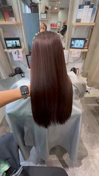 ロング Takahiro 髪質改善のヘアスタイル