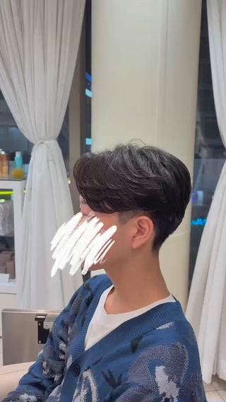 メンズ センターパート 川島爽楽のヘアスタイル