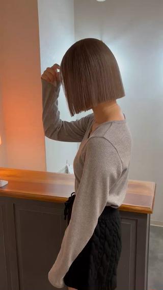 ショート カラー 林　蓮／レイヤー /透明感カラーのヘアスタイル