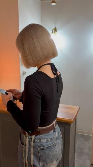 ショート カラー 林　蓮／レイヤー /透明感カラーのヘアスタイル