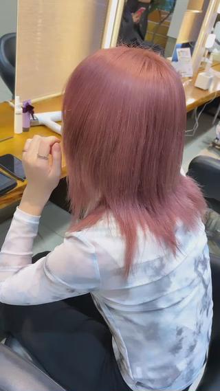 ホワイトピンクカラー 