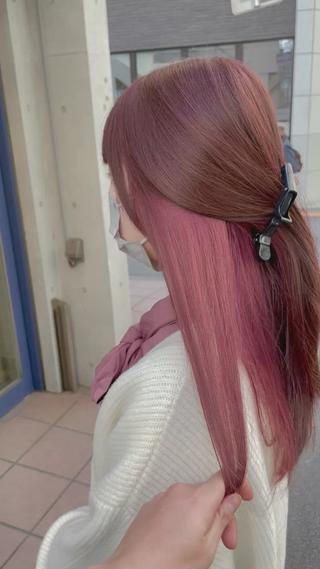 カット×インナーカラー 