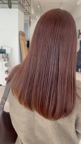 話題のサブリミックトリートメント！
サラサラになります！ぜひお試しください 