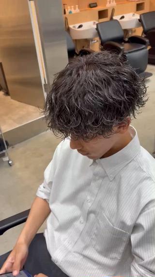 ショート カラー メンズ 冨永 圭人のヘアスタイル