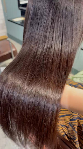 ⟡.·*.·˚⌖. ꙳𝑴𝑬𝑻𝑬𝑶 𝑪𝑶𝑳𝑶𝑹·˚⌖. ️꙳⟡.·*.

髪質改善とカラーが同時にできる！

基本的にどんな髪質の方でも変化がわかる施術ですが
髪の毛が柔らかい、細くて広がりやすい方には
特にハリコシが出るのを実感していただけます♪

色持ちを良くしたり、艶感をUPさせることができます！
今だけモデル価格でご案内可能です！

 