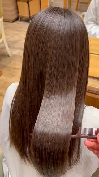 髪質改善トリートメント
続ければ続けるだけ効果あり？！ 