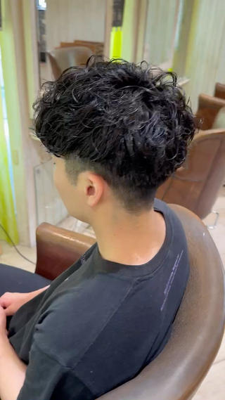 パーマ メンズ メンズパーマ特化🔥 ツイスパ/シャドウのヘアスタイル