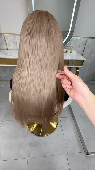 髪質改善専門店ならではのアプロー手で、縮毛矯正に使用する薬剤をお客様の髪質に合わせて調合。ダメージを最小限に抑え、クセを自然に伸ばしながら、しなやかでツヤのある髪に仕上げます★