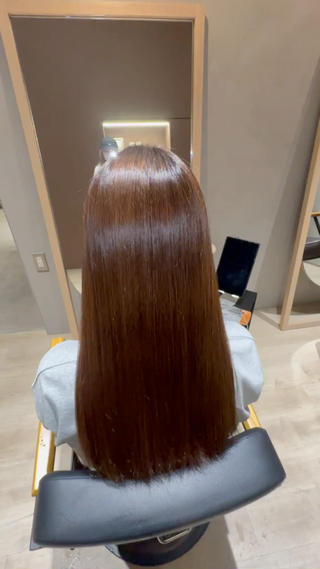 ストレートパーマでツヤツヤおさまりよく 