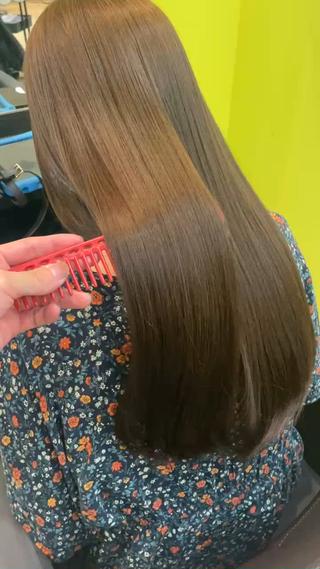ロング 奥野碧🌈艶髪 /ダメージレスカラーのヘアスタイル