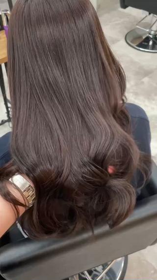 ロング 奥野碧🌈艶髪 /ダメージレスカラーのヘアスタイル