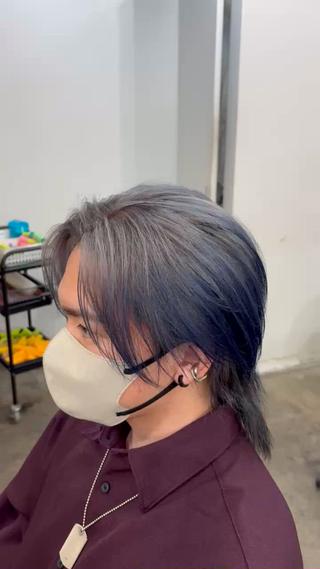 カラー メンズ アキラ/渋谷/ ブリーチ/縮毛のヘアスタイル