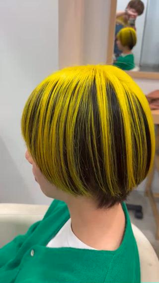 カラー メンズ アキラ/渋谷/ ブリーチ/縮毛のヘアスタイル